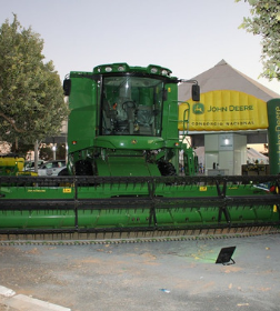 Treviso Máquinas John Deere Participa da Super Leite