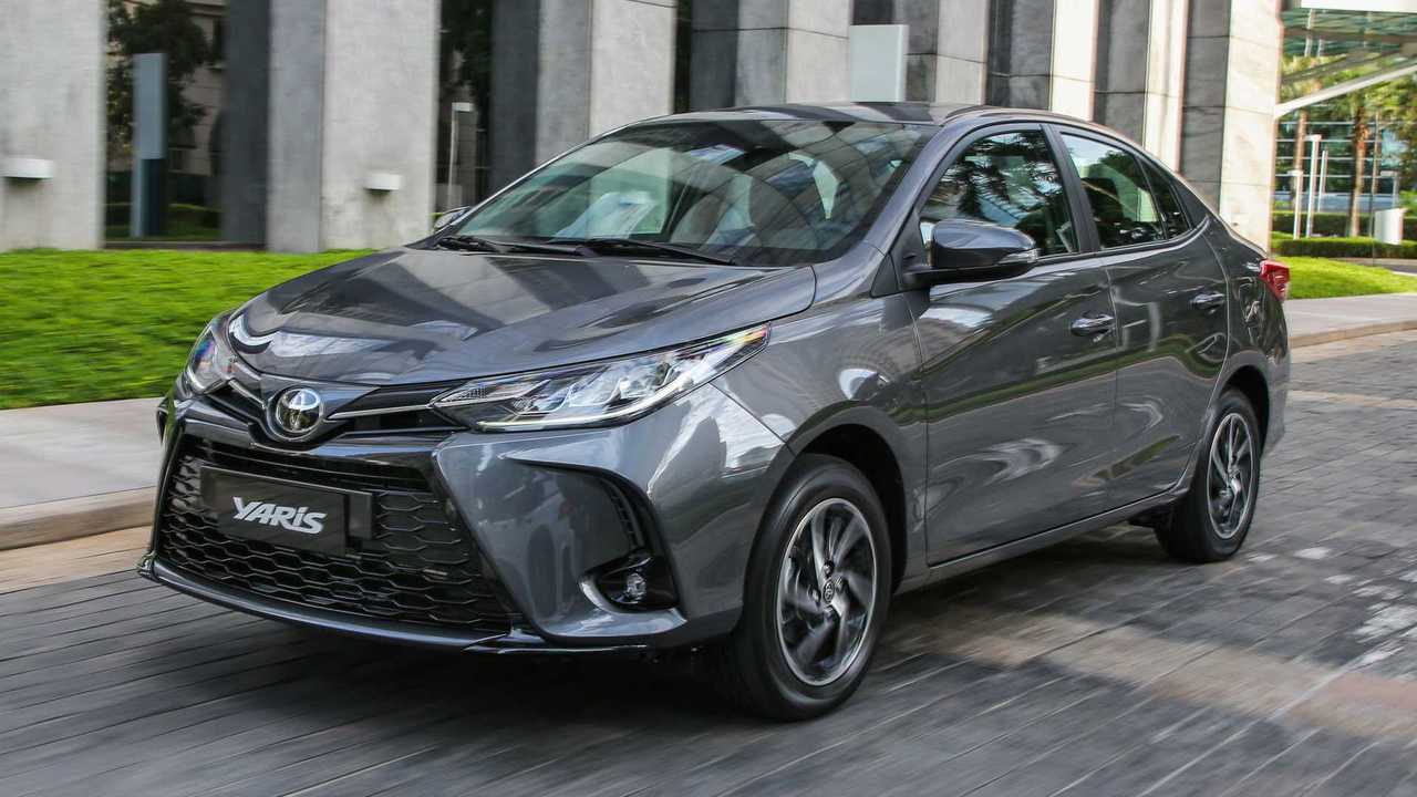 A Toyota prepara um novo Toyota Yaris Sedã 2024: facelift e