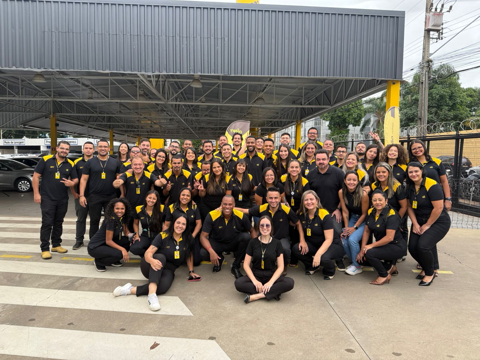 Foto de colaboradores do Primeira Mão